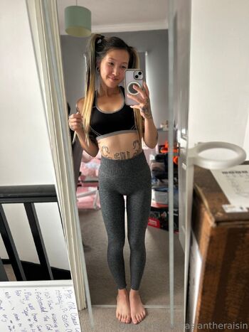 Bütt Slütt Free / asiantheraisin / asianthe_raisin nude photo #16