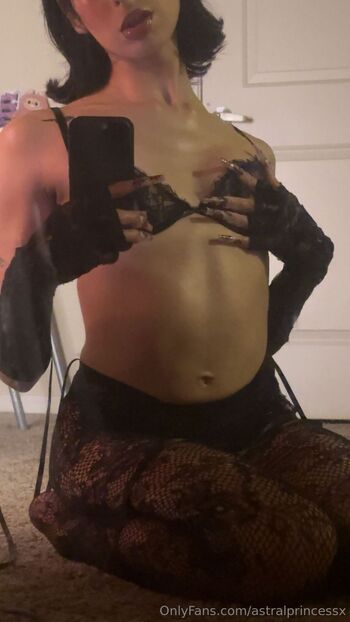 AstralPrincess / astralprincessx nude photo #12