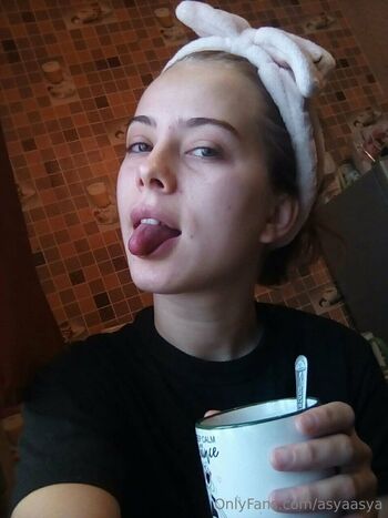 Asya Asy / asyaasya nude photo #1