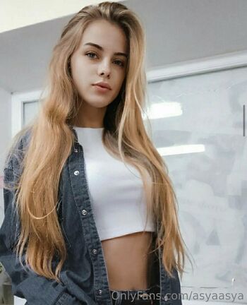 Asya Asy / asyaasya nude photo #2