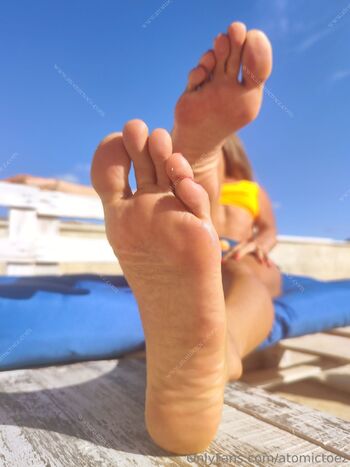 AtomicToez / atomictoez / moreatomictoez nude photo #39