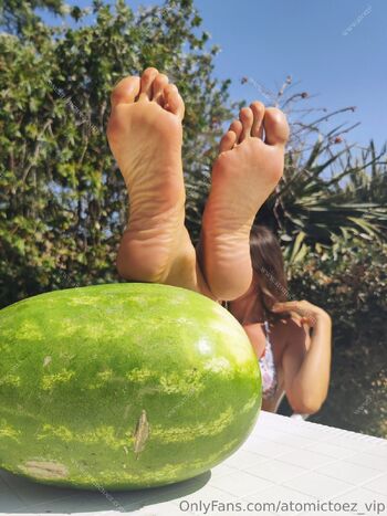 AtomicToez VI / atomictoez_vip / moreatomictoez / atomictoez nude photo #10