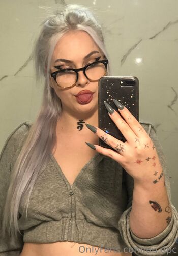 au.dpc nude photo #9