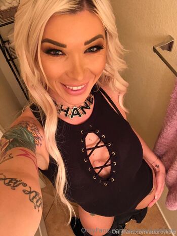 Aubrey Kate / aubreykatefree nude photo #16