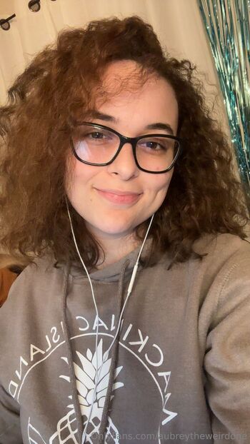 Aubreytheweirdone Twitch Streame / aubreytheweirdone / aubreytheweird1 nude photo #9