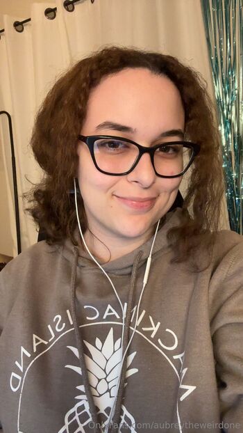 Aubreytheweirdone Twitch Streame / aubreytheweirdone / aubreytheweird1 nude photo #10