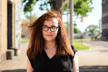 Aubreytheweirdone Twitch Streame / aubreytheweirdone / aubreytheweird1 nude photo #12