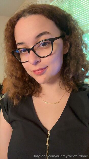 Aubreytheweirdone Twitch Streame / aubreytheweirdone / aubreytheweird1 nude photo #16