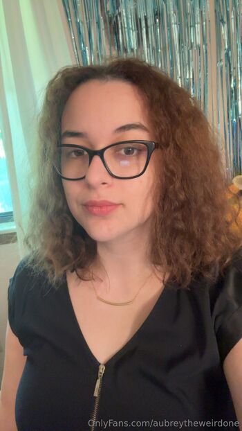 Aubreytheweirdone Twitch Streame / aubreytheweirdone / aubreytheweird1 nude photo #17