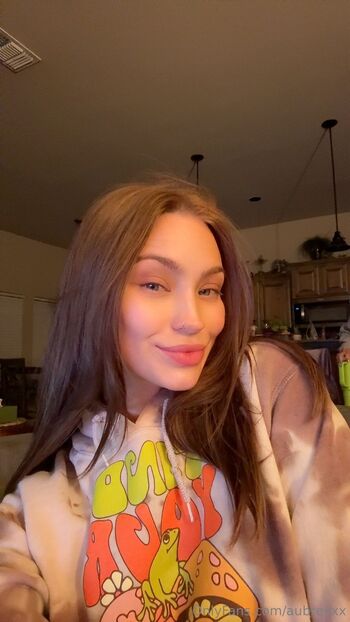 Your Girlfriend Aubrey / aubreyxx nude photo #13