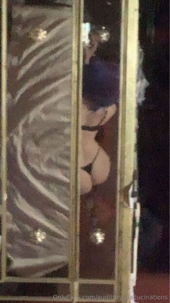 K / auditory_hallucinations nude photo #9