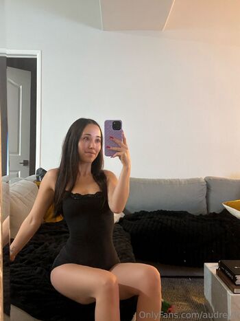 Audrey L / audrey.li nude photo #16