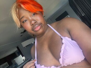 Audre / audreylemillon nude photo #3