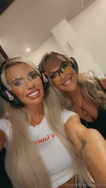 August Air / augustaire nude photo #2