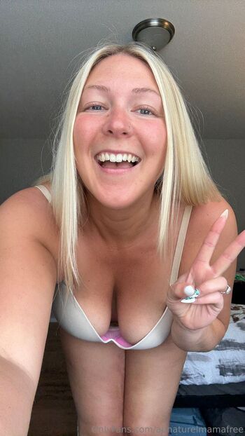 Anne Free / aunaturelmamafree nude photo #16