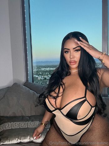 BIGGEST TITS ON ONLYFANS / aundreanarene nude photo #13