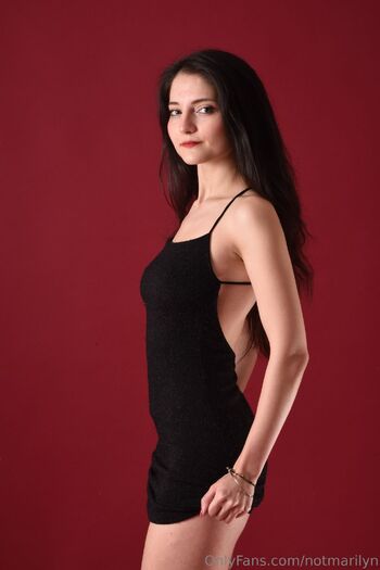 Aur / aura99aura nude photo #4