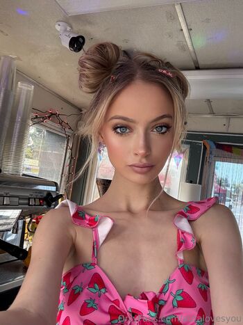 Aura Lyn / auralovesyou nude photo #12