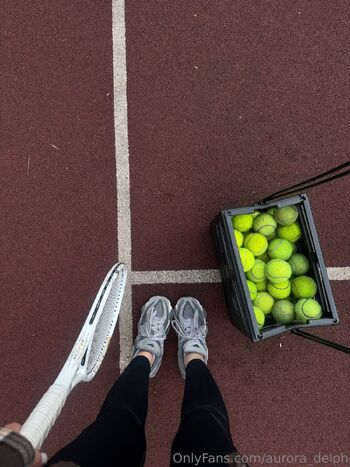 Aurora Delp / aurora_delph nude photo #14