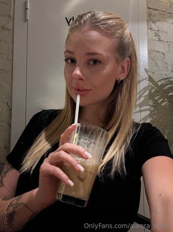 Aurora Delp / aurora_delph nude photo #23