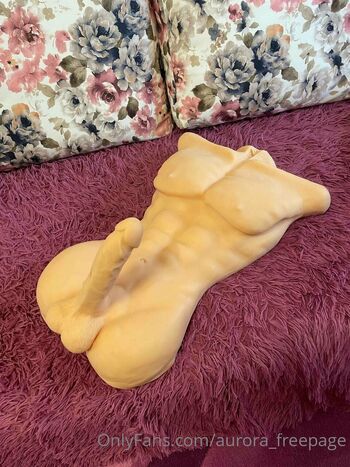 AuroraFRE / aurora_freepage nude photo #2