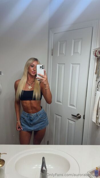 Aurora Benso / aurorabenson nude photo #3