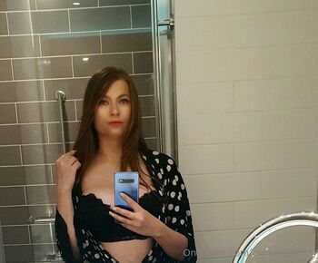 Aurora2 / aurorabigtits nude photo #13