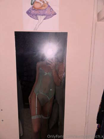 Auror / auroradrench.x nude photo #36