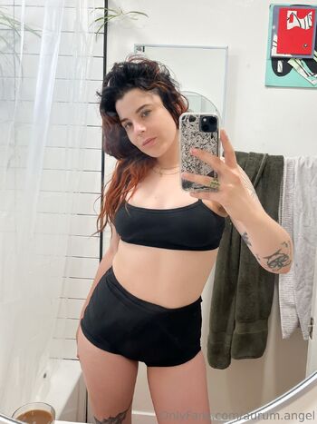 Auru / aurum.angel nude photo #5