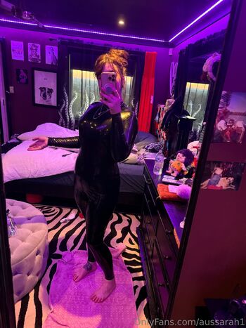 Sarah Butto / aussarah1 nude photo #10