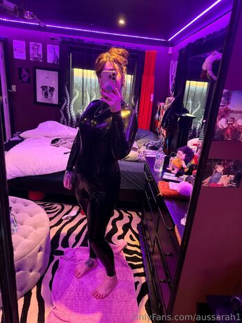 Sarah Butto / aussarah1 nude photo #14