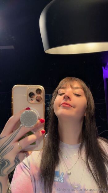 Sarah Butto / aussarah1 nude photo #25