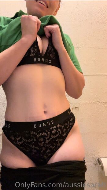Aussie Sara / aussiesarah nude photo #12