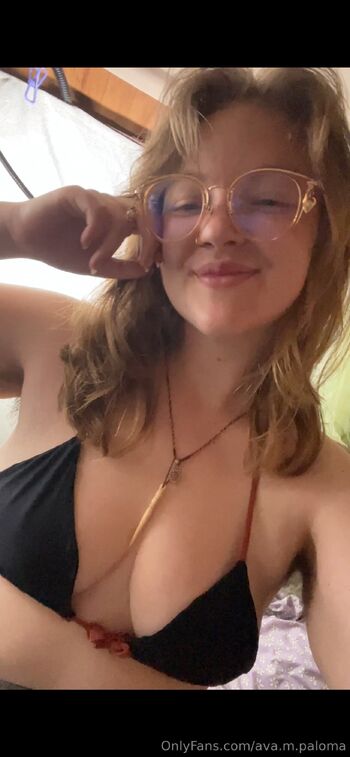 Ava Palom / ava.m.paloma nude photo #13