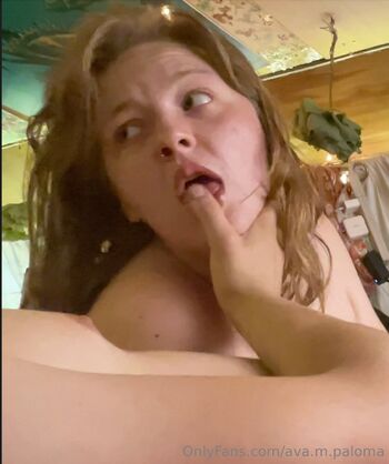 Ava Palom / ava.m.paloma nude photo #25