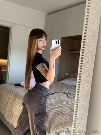 AVa / ava_waifu nude photo #4
