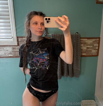 Ava / avanetfree nude photo #16
