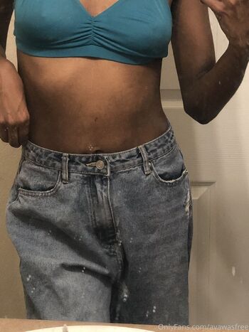 Avawa / avawasfree nude photo #11