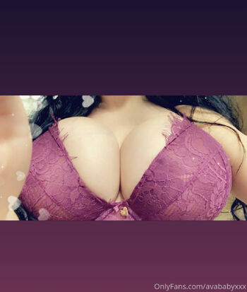 OnlyFans / avaxxxof nude photo #15