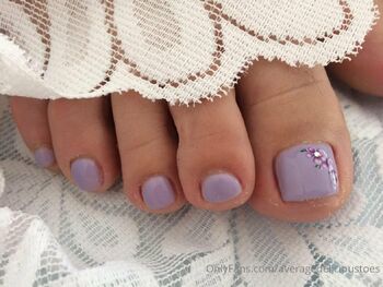 Elisabet / averagedelicioustoes nude photo #9