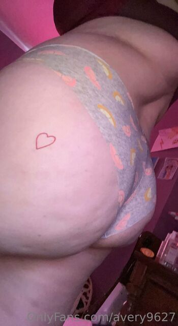 Aver / avery9627 nude photo #10