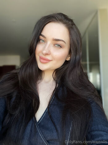 Awenli / awenlis nude photo #3