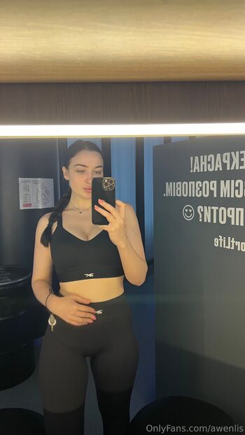 Awenli / awenlis nude photo #10