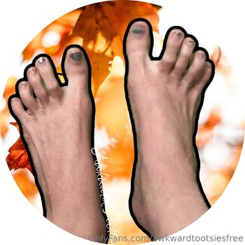 AwkwardTootsies-Fre / awkwardtootsiesfree nude photo #1