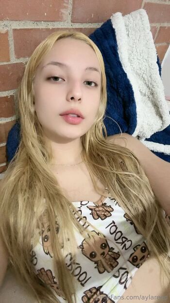 Ayla / aylareed nude photo #16