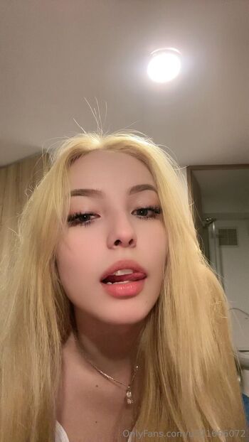 Ayla / aylareed nude photo #31