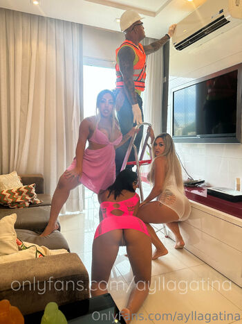 Aylla Gattina T / ayllagatina nude photo #33