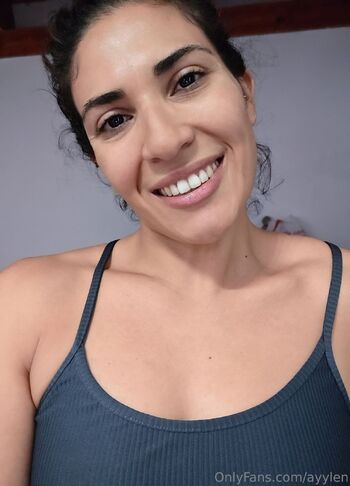 Aylen / ayylen nude photo #8