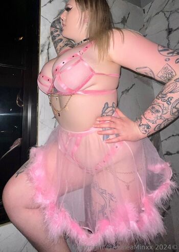 Azalea Minx / azaleaminxx nude photo #1