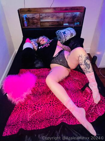 Azalea Minx / azaleaminxx nude photo #23
